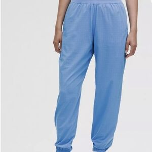 Lululemon Adapted State Perforated HR Jogger Size 10 Pool Party NWT
